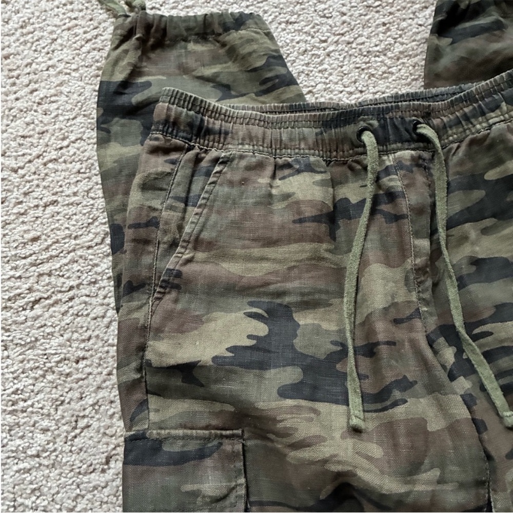 WAS $48 Sanctuary x Anthro linen camo cargo capris - Picture 6 of 15